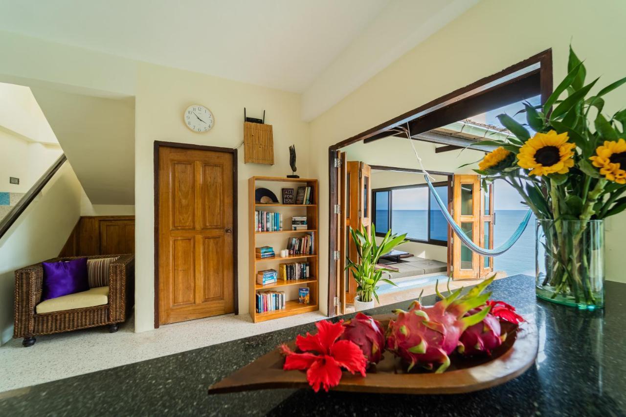 White Azure Villa Koh Phangan Than Sadet Beach Extérieur photo